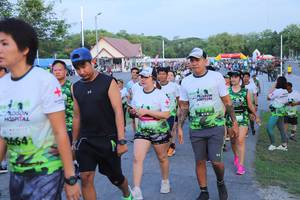 BIB: 
                            <button type="button" onclick="openModal(3631194)" class="btn btn-primary btn-sm float-right btn-popup" data-toggle="modal" data-target=".modal-high-quality">
                        <i class="fas fa-shopping-cart"></i> Add to Cart
                    </button>
                                            <button type="button" onclick="isThisMe(3631194, true)" class="btn btn-success btn-sm float-right btn-popup btn-isme hidden" data-toggle="tooltip" data-placement="bottom" title="นี่คือรูปของคุณใช่ไหม คลิกที่นี่เพื่อเอาเข้าอัลบั้ม">
                        <i class="fas fa-plus"></i> Add to album
                    </button>
                    <button type="button" onclick="isThisMe(3631194, false)" class="btn btn-warning btn-sm float-right btn-popup btn-isnotme hidden">
                        <i class="fas fa-ban"></i> Remove from album
                    </button>